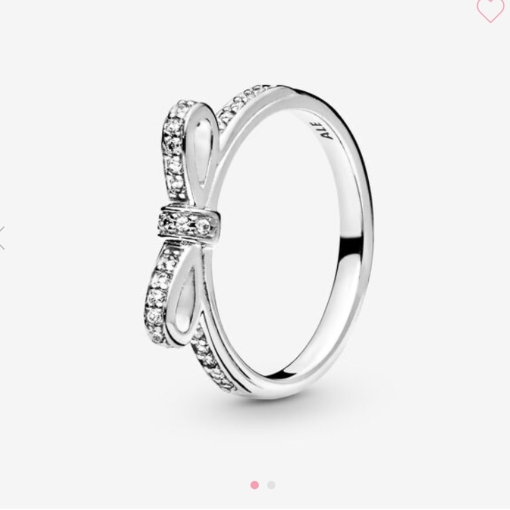 Pandora Bow Ring